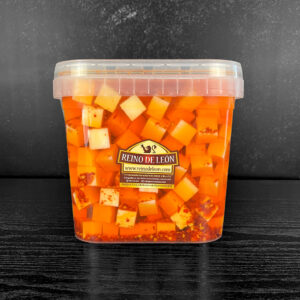 Queso de Oveja en Aceite Picante. CUBO